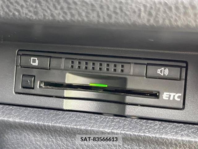 Toyota NOAH 2014-04 365094-6