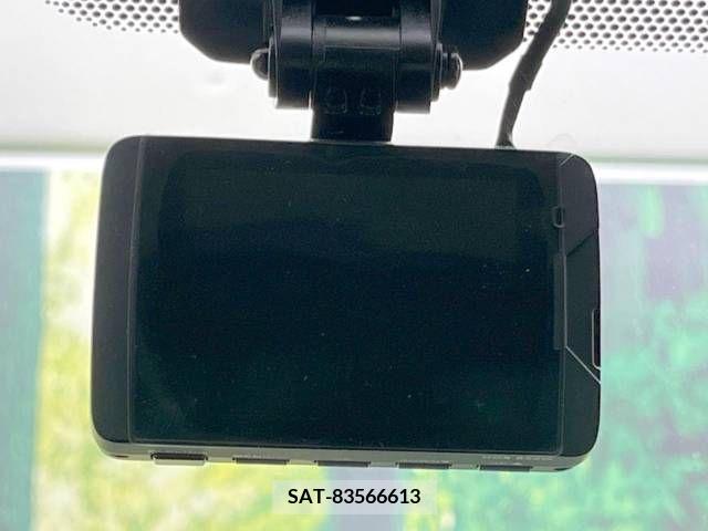 Toyota NOAH 2014-04 365094-5