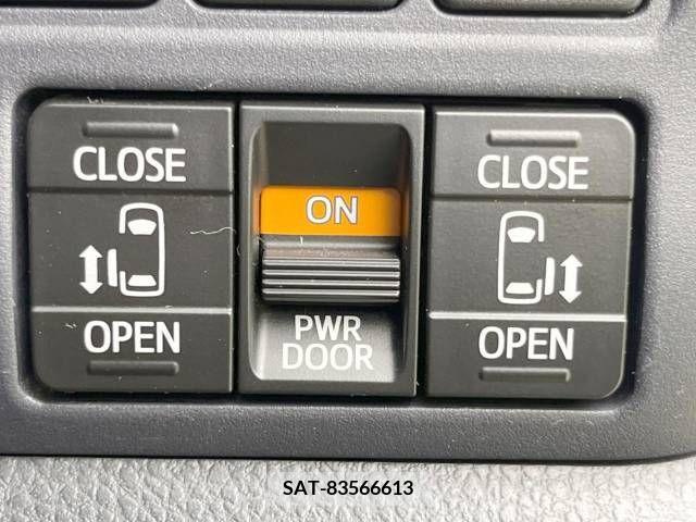 Toyota NOAH 2014-04 365094-4