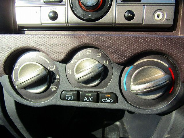 Mitsubishi PAJERO MINI 2012-08 8323-13