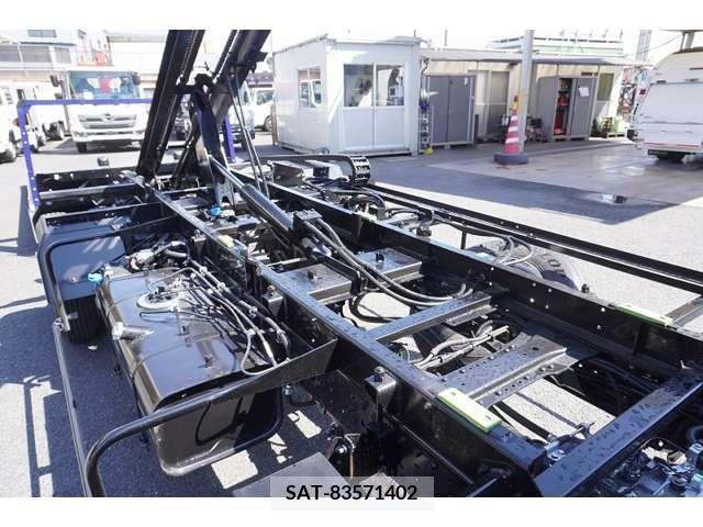 Mitsubishi CANTER 2024-01 263488-19