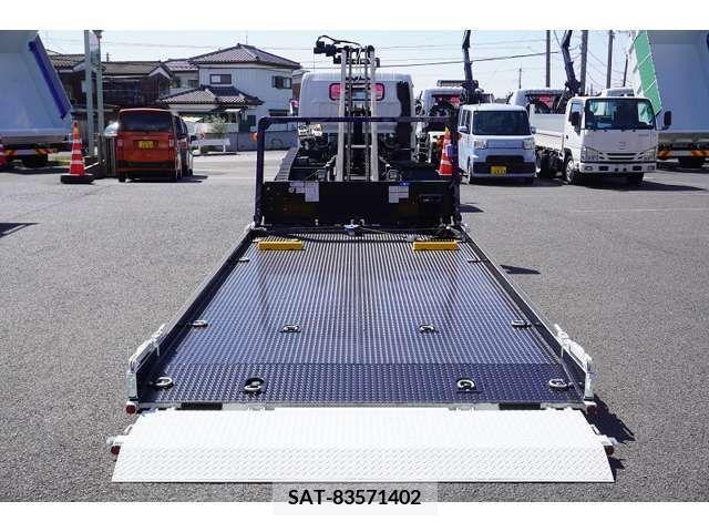 Mitsubishi CANTER 2024-01 263488-15