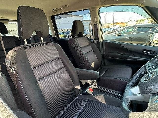 Nissan SERENA 2019-07 194538-6
