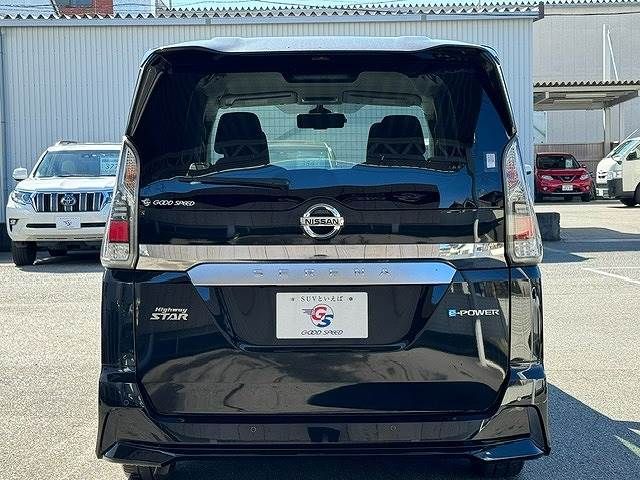 Nissan SERENA 2019-07 194538-18