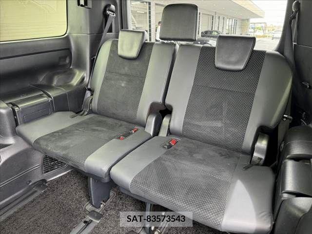 Toyota VOXY HYBRID 2021-07 322893-19