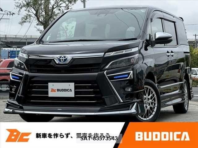 Toyota VOXY HYBRID 2021-07 322893-0