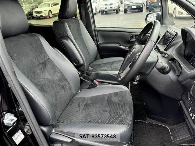 Toyota VOXY HYBRID 2021-07 322893-15