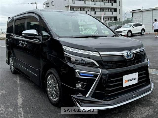 Toyota VOXY HYBRID 2021-07 322893-7