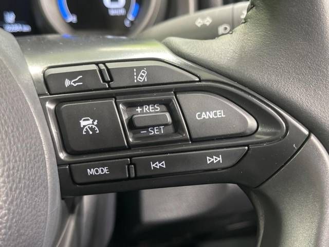 Toyota YARIS CROSS 2023-06 24631-4