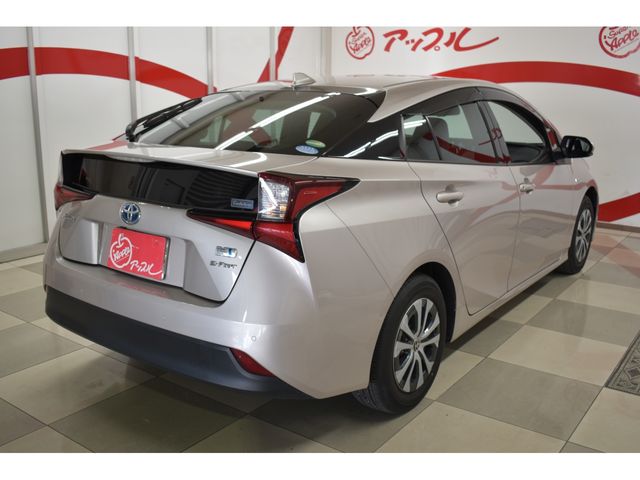 Toyota PRIUS 2019-06 9601-19