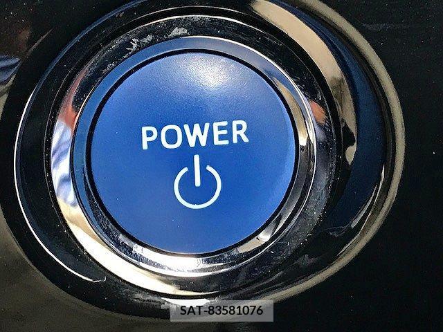 Toyota PRIUS 2017-09 322398-23