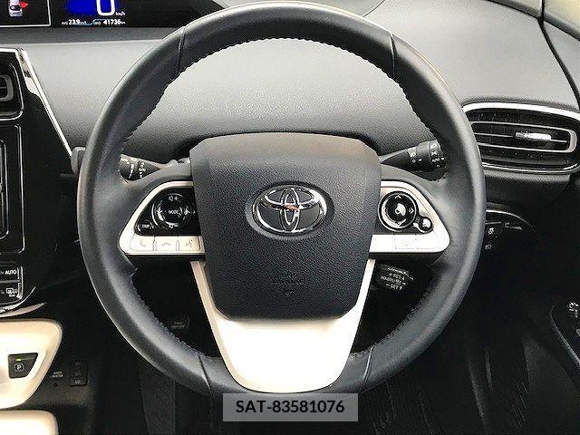 Toyota PRIUS 2017-09 322398-13
