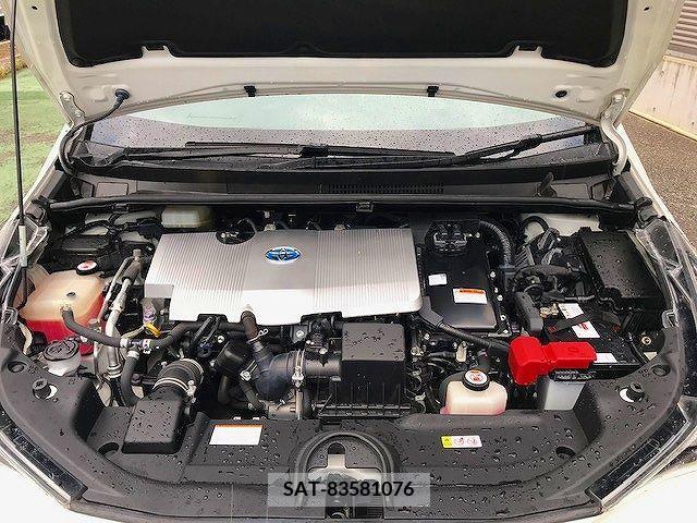 Toyota PRIUS 2017-09 322398-27