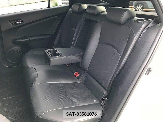 Toyota PRIUS 2017-09 322398-18