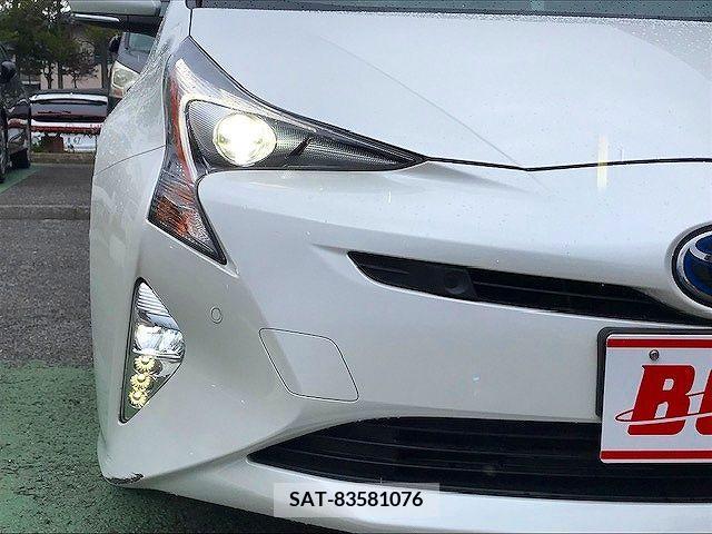 Toyota PRIUS 2017-09 322398-26
