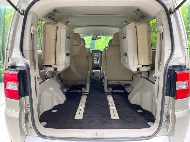 Mitsubishi DELICA D5 2009-09 192133-11