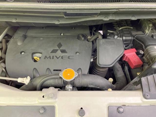 Mitsubishi DELICA D5 2009-09 192133-18