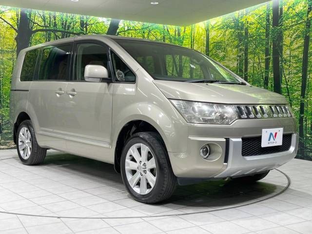 Mitsubishi DELICA D5 2009-09 192133-17