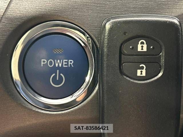 Toyota PRIUS 2014-01 366573-6