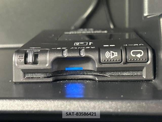Toyota PRIUS 2014-01 366573-4