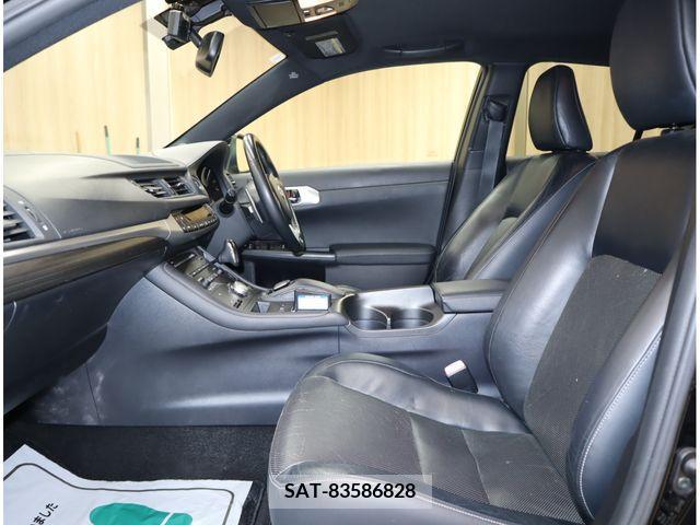 Lexus CT 2011-03 322692-22
