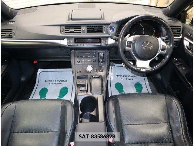 Lexus CT 2011-03 322692-8