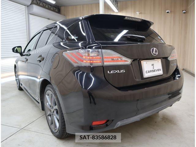 Lexus CT 2011-03 322692-28