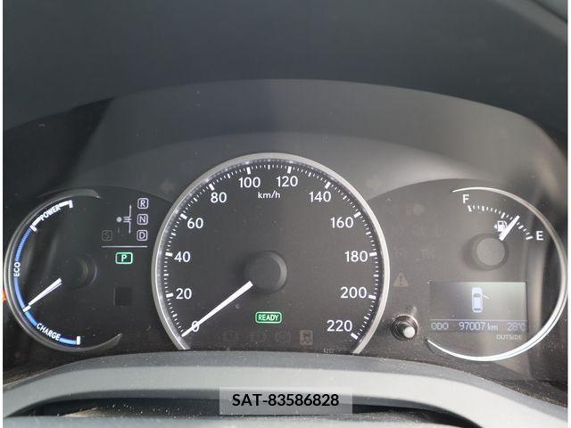 Lexus CT 2011-03 322692-15