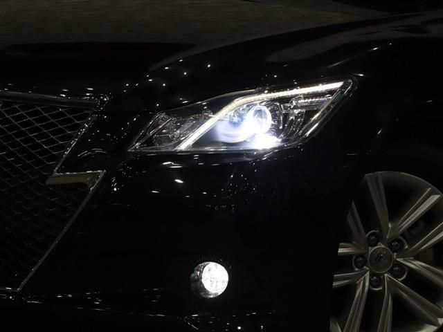 Toyota CROWN SEDAN 2013-06 192931-8