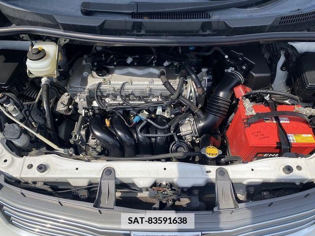 Toyota NOAH 2013-11 340720-28