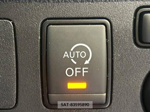 Nissan NOTE 2018-08 346665-6