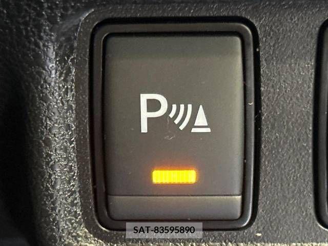 Nissan NOTE 2018-08 346665-4