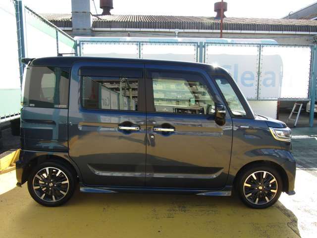 Suzuki SPACIA 2021-12 183809-5