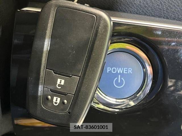 Toyota PRIUS 2021-01 219804-5