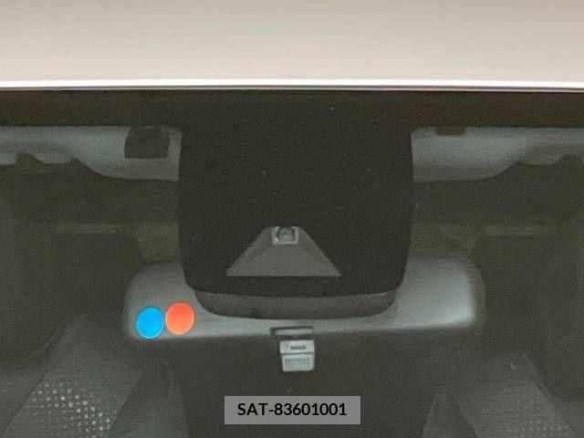 Toyota PRIUS 2021-01 219804-2