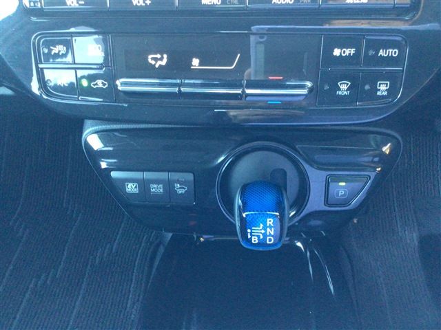 Toyota PRIUS 2018-02 25389-13