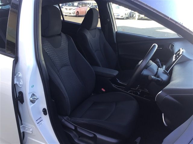 Toyota PRIUS 2018-02 25389-10