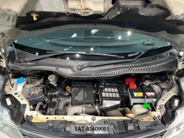 Nissan ROOX 2009-11 256244-19
