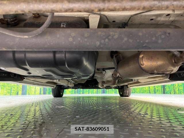 Nissan ROOX 2009-11 256244-18