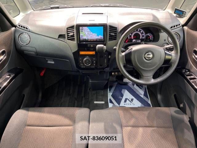 Nissan ROOX 2009-11 256244-1
