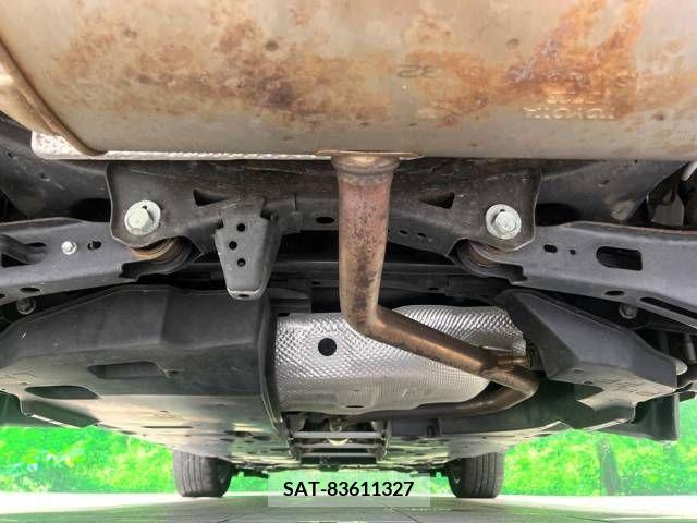 Toyota C-HR 2017-12 294864-19
