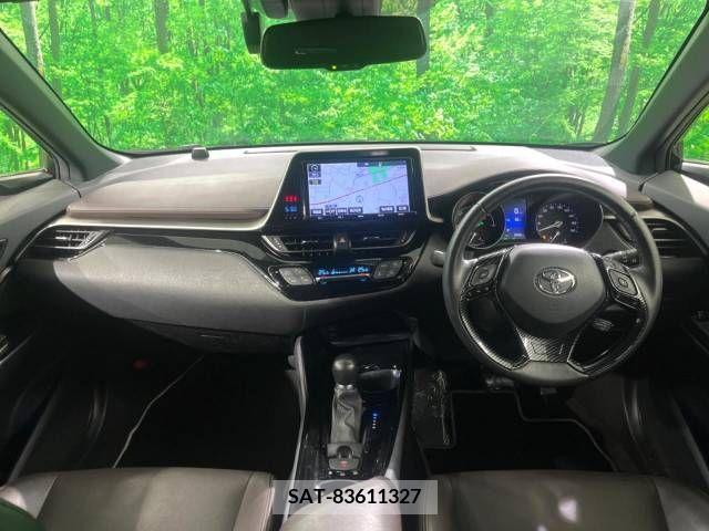 Toyota C-HR 2017-12 294864-1
