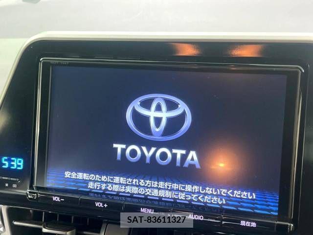 Toyota C-HR 2017-12 294864-3