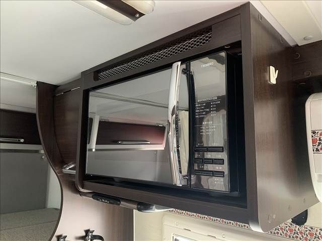 Toyota DYNA TRUCK 2018-08 7933-6