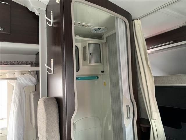Toyota DYNA TRUCK 2018-08 7933-11
