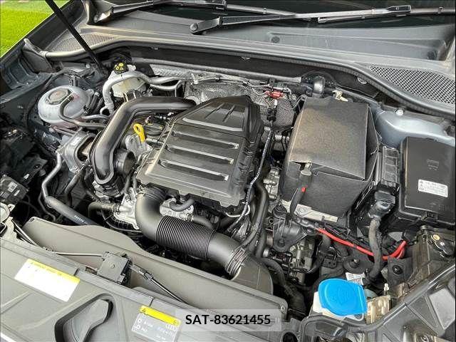 Audi Q2 2017-09 318045-19