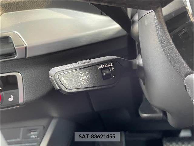 Audi Q2 2017-09 318045-4