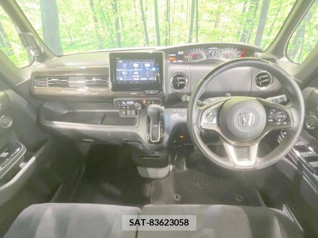 Honda N BOX CUSTOM 2019-06 229943-1