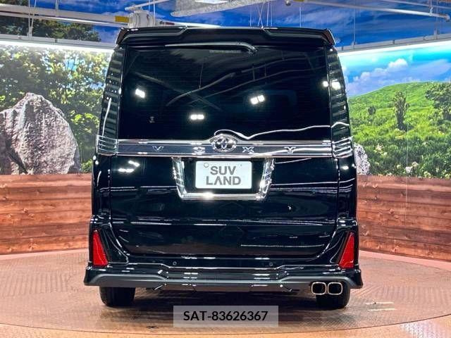 Toyota VOXY 2021-02 370370-16