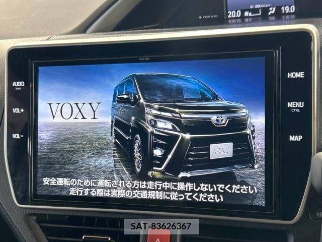 Toyota VOXY 2021-02 370370-5
